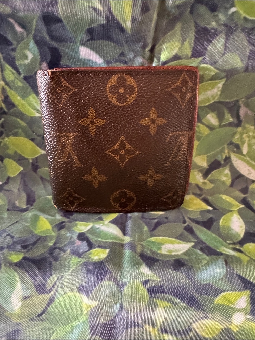 Louis Vuitton  Monogram Bi-Fold Wallet - Designer Style